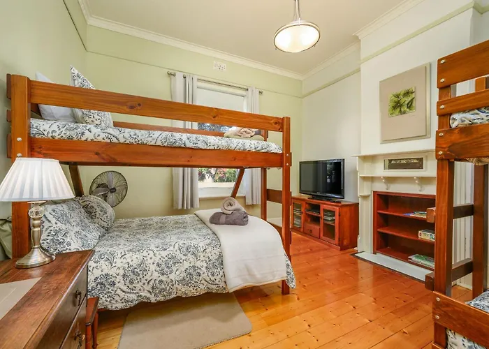 Armadale House - Kingscote