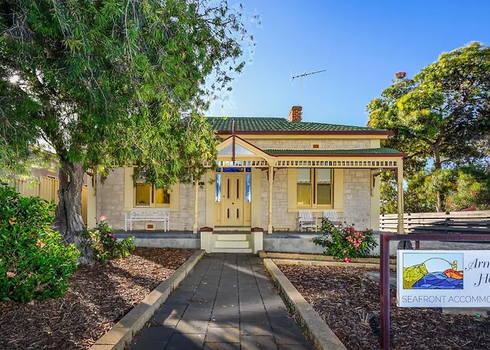 Armadale House - Kingscote